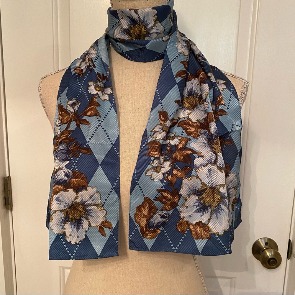 346 BROOKS BROTHERS SCARF BLUE WHITE BROWN SILK PREPPY ARGYLE FLORAL RECTANGLE